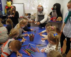 OLYMPUS DIGITAL CAMERA