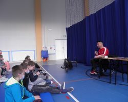 OLYMPUS DIGITAL CAMERA